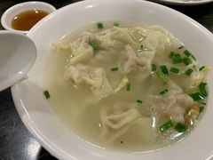 虾肉小馄饨-王家沙点心店(南京西路总店)