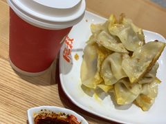 -肥叔锅贴(世贸江滨店)