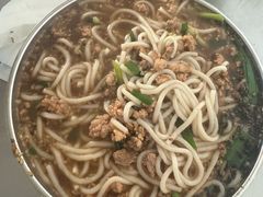 -正宗杨记普洱酸醋米线(总店)