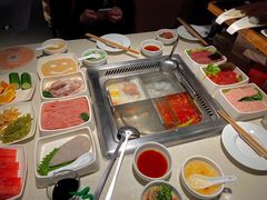 -海底捞火锅鲜切牛肉主题店(长寿路店)