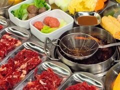 -张哞哞·鲜切牛肉自助火锅(高德置地店)