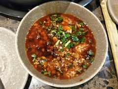 -肖肖酸萝卜鱼火锅(总店)