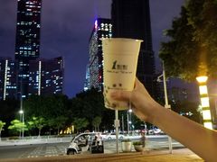 乌龙奶茶-1点点(东方宝泰店)
