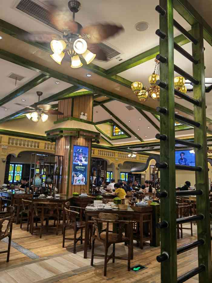 岭南小生(岳麓分店)-"念叨很久的餐厅,下班比较晚她所以去的比较.