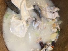 -滇香肴·云南菜蒸汽石锅鱼(云南北路店)