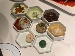 秦淮八艳美味小吃-民国红公馆·秦淮八艳(夫子庙店)