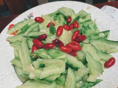 拍黄瓜-状元阁烧烤(群力店)