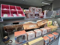 -泡泡玛特POPMART(蓝色港湾店)