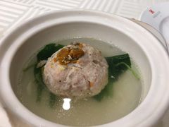 蟹粉狮子头-怡园饭店-餐厅(四望亭店)