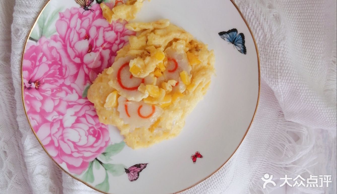 🌸颜值口味双高[爱心]黄椒鱼板🍥炒蛋🥚