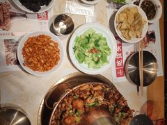 -老佛爷炭火蛙锅直营(清滨路总店)
