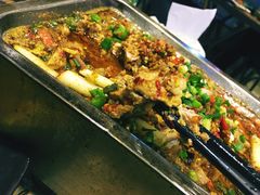 -范二妹独特烧烤夜宵城(宜宾总店)
