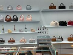 -Galleria百货店名品馆