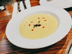 奶油蘑菇汤-1886德国汽车餐厅(外滩十六铺码头店)