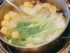 -一席地·本地鸡窝·杭帮鸡火锅(萧山银隆百货店)