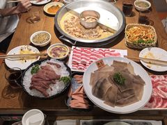 -佬土鹅肠火锅(中建大观店)