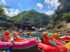 -安吉龙王山峡谷漂流