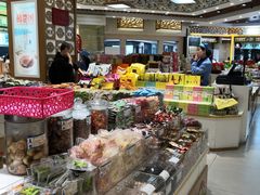 零售区-采芝斋(延安路店)