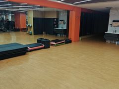 -CXFIT 陈徐健身工作室(凯旋店)