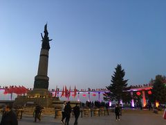 -人民防洪胜利纪念塔