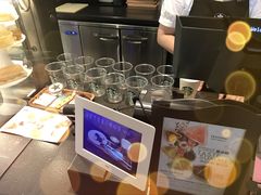 -星巴克(广州中华广场B1层店)