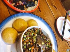-闯关东东北农家菜(崂山石老人店)