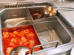 四宫格锅底-海底捞火锅(老城根店)