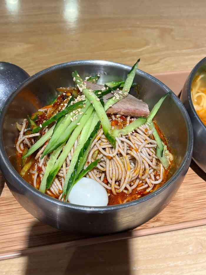 金达莱冷面(海兰路店)-"不吃顺姬冷面,来这家也可以.金达莱花,韩.