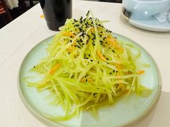 -何适山庄·团餐住宿(水长城P2停车场店)