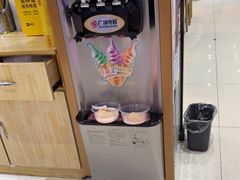 -辣小妮de川菜馆(红旗Mall店)