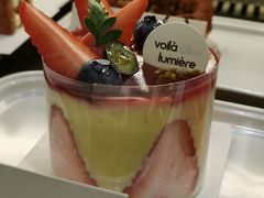 草莓慕斯-光作面包Voila Lumiere(中山店)