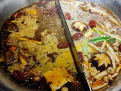 鸭血豆腐-湊湊火锅·茶憩(和平大悦城店)