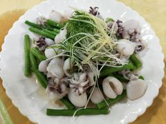 白焯墨鱼仔-欢乐时光家常菜(大石店)