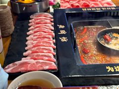 -老牌坊云南鱼豆花火锅(哈西万达店)