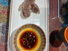 -乡村馕坑肉·烧烤·新疆菜·本地人更爱吃(阿勒泰首店)