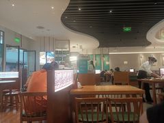 大堂-诚铭记·虾仁汤包·成都小吃(融创店)