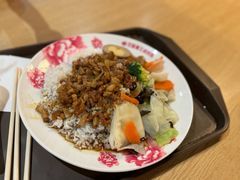 卤肉饭-大食代美食广场(迪士尼小镇店)