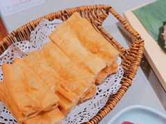 -四点金粥底火锅(沂州里店)