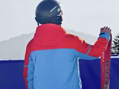 -浙东第一尖雪山欢乐谷