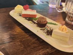 -Famous肥猫墨西哥音乐餐吧(五棵松华熙LIVE店)