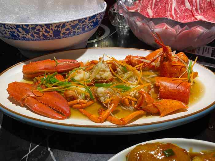 1718海鲜火锅(融侨一店)-"福州相当老牌的一家店了,只能说出品和服务.