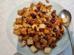 宫保鸡丁-卫鼎轩·家宴(水上公园店)