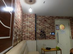 -唯爱KTV聚会餐厅(仙林东城汇店)