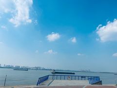 -游心咖啡(青山滨江店)