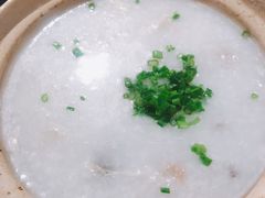 -新大咀港式茶餐厅(宝山万达店)