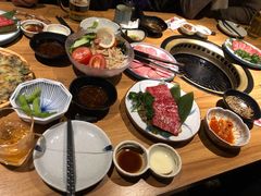 -炼火烤肉店