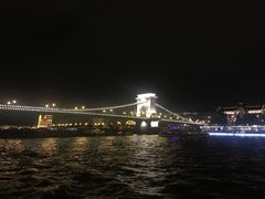 -塞切尼链桥