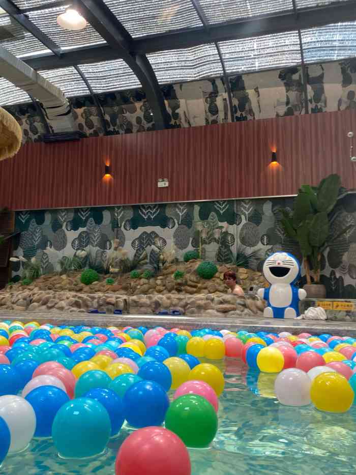 爱江山玉桑拿休闲中心-"还不错,过年了和家人一起去放松放松,整体.