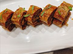 -品悦酒店(三林古镇店)