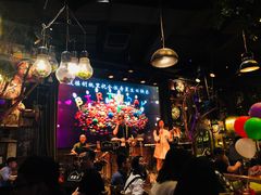 -胡桃里音乐酒馆(环亚凯瑟琳广场店)